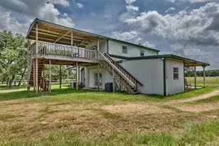 2003 Oak Ridge Rd, Weimar, TX 78962 - Photo 22
