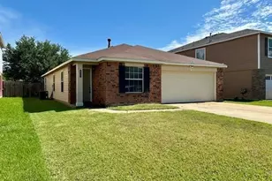 611 Hawthorne Pasture Rd, Rosenberg, TX 77471 - Photo 2