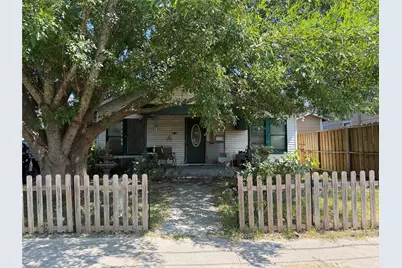 508 W Republic Avenue, Baytown, TX 77520 - Photo 1