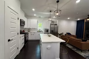 2417 Noble St, Houston, TX 77026 - Photo 28