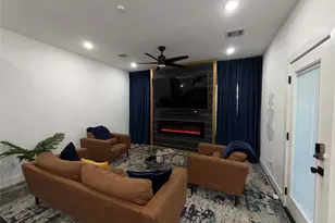 2417 Noble St, Houston, TX 77026 - Photo 8