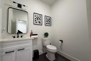 2417 Noble St, Houston, TX 77026 - Photo 26