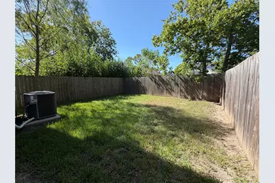 2417 Noble Street, Houston, TX 77026 - Photo 4