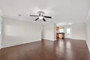 11 Highland Dr, Bayou Vista, TX 77563 - Photo 8