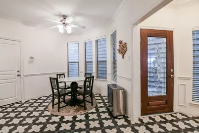 1111 W 26th Street, Houston, TX 77008 - Photo 6