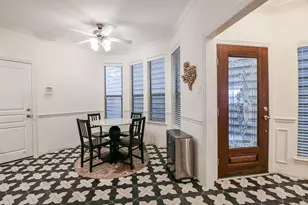 1111 W 26th St, Houston, TX 77008 - Photo 6