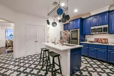 1111 W 26th Street, Houston, TX 77008 - Photo 8