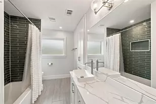 10823 Chimney Rock Rd, Houston, TX 77096 - Photo 22