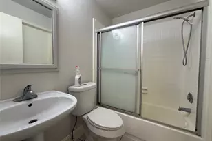 7400 Bellerive Dr, Houston, TX 77036 - Photo 12