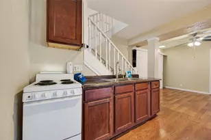805 Lake View Dr, Montgomery, TX 77356 - Photo 24