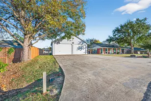 805 Lake View Dr, Montgomery, TX 77356 - Photo 38
