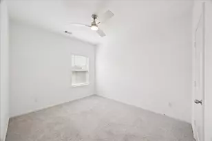 7306 Parkview Dr, Hitchcock, TX 77563 - Photo 20