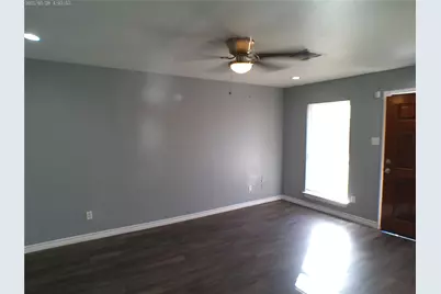 10133 Teneha Drive #A, Houston, TX 77033 - Photo 8