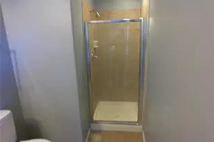 10133 Teneha Dr, Houston, TX 77033 - Photo 14