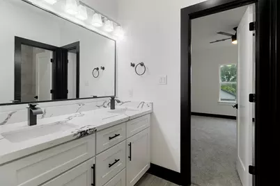 7950 Henson Street #A-B, Houston, TX 77028 - Photo 18