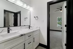 7950 Henson St, Houston, TX 77028 - Photo 18