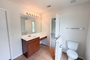 939 Staffordale Manor Ln, Houston, TX 77047 - Photo 22