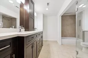 7575 Katy Fwy, Houston, TX 77024 - Photo 16