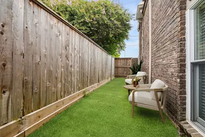 7575 Katy Freeway #4, Houston, TX 77024 - Photo 14