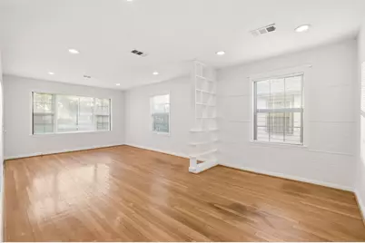 3521 Burgundy Lane, Houston, TX 77023 - Photo 8