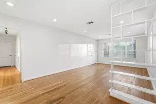 3521 Burgundy Ln, Houston, TX 77023 - Photo 12