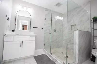 2422 Lone Oak Road, Houston, TX 77093 - Photo 4