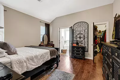 10626 Pine Meadows Boulevard, Baytown, TX 77523 - Photo 8