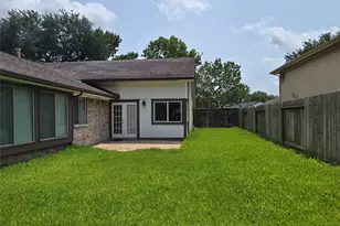 3434 Streamside Ln, Sugar Land, TX 77479 - Photo 4