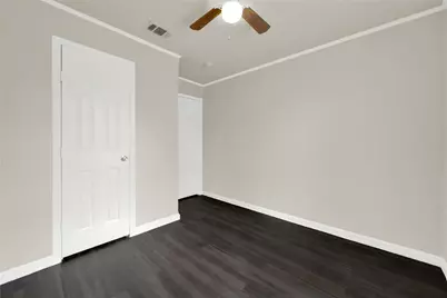 6819 Crestmont St #A, Houston, TX 77033 - Photo 10