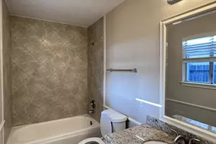 1814 Grove Ct Dr, Missouri City, TX 77489 - Photo 4