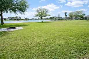 2731 Avenue D, Dickinson, TX 77539 - Photo 24