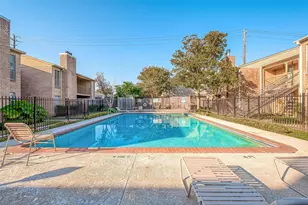 700 Thicket Ln, Houston, TX 77079 - Photo 10
