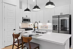 326 Neyland St, Houston, TX 77022 - Photo 10