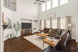 27406 Villa Mountain Ct, Fulshear, TX 77441 - Photo 4