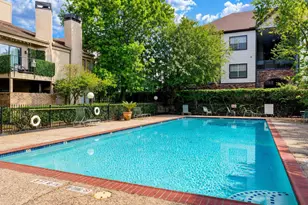 10811 Richmond Ave, Houston, TX 77042 - Photo 24