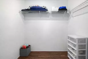 10811 Richmond Ave, Houston, TX 77042 - Photo 14