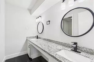 5814 Fontenelle Dr, Houston, TX 77035 - Photo 14