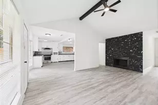 5814 Fontenelle Dr, Houston, TX 77035 - Photo 2