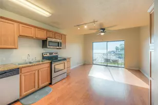 445 Carolcrest Ln, Livingston, TX 77351 - Photo 2