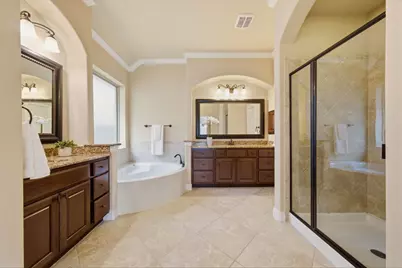 901 Cozy Hollow Court, Friendswood, TX 77546 - Photo 16