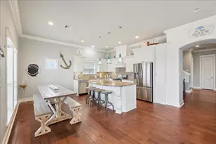 2904 Shady Ln, Crystal Beach, TX 77650 - Photo 6