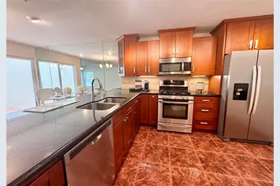 20313 Sunny Shores Drive #B, Humble, TX 77346 - Photo 12