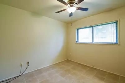 3306 Sycamore Springs Drive, Houston, TX 77339 - Photo 18