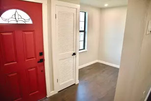 428 Van Molan St, Houston, TX 77022 - Photo 4