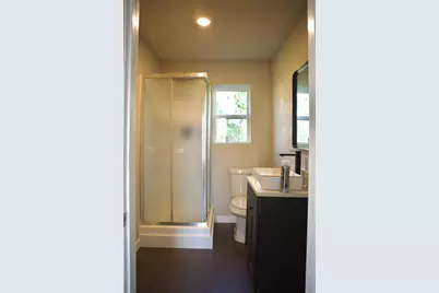 428 Van Molan Street, Houston, TX 77022 - Photo 8