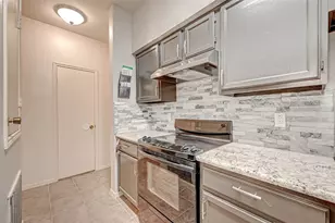 3780 Tanglewilde St, Houston, TX 77063 - Photo 18