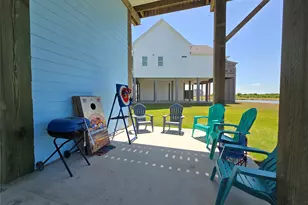 708 Colby Ct, Port Bolivar, TX 77650 - Photo 44