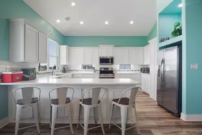 708 Colby Court, Port Bolivar, TX 77650 - Photo 10