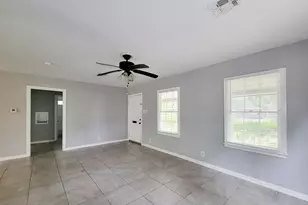 1110 Woods Dr, Liberty, TX 77575 - Photo 8