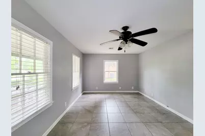 1110 Woods Drive, Liberty, TX 77575 - Photo 6